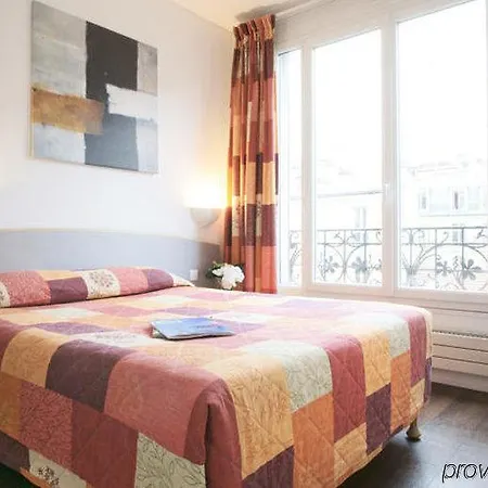 Chouette 3*