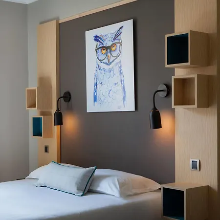 Chouette Szálloda 3*