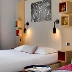 Chouette 3* Paryż