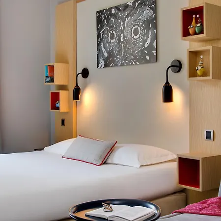 Chouette 3* Paris
