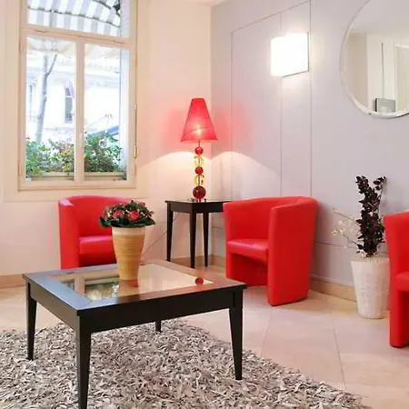 Chouette Hotel 3*