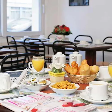 Chouette 3* Paris