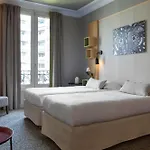 Chouette Szálloda 3*